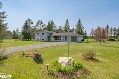 988 OLD MUSKOKA RD Road, Huntsville, ON P0B 1M0