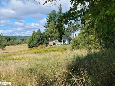 560 ROWANWOOD Road, Huntsville, ON P0B 1M0