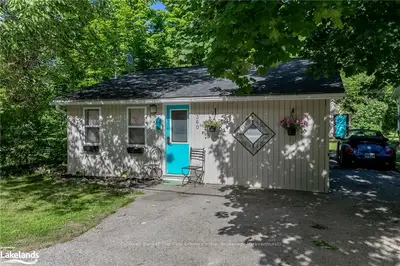 360 Muskoka Beach Road, Gravenhurst, On P1p 1m6