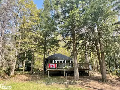961 DEER LAKE Road, Huntsville, ON P0B 1L0