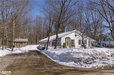 1020 ABERDEEN Street, Muskoka Lakes, ON P0C 1A0