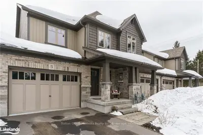 5 BROOKSIDE, Huntsville, ON, P1H 1C8