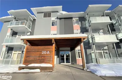 20A SILVER BIRCH Court 208, Parry Sound, ON P2A 0A7