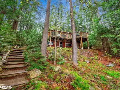 1024 TOFFEE Lane, Lake of Bays, ON P0A 1E0