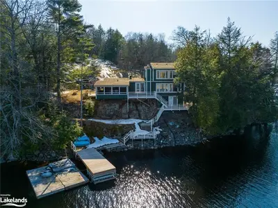 3198 Twelve Mile Bay Road, Georgian Bay, On P0c 1h0