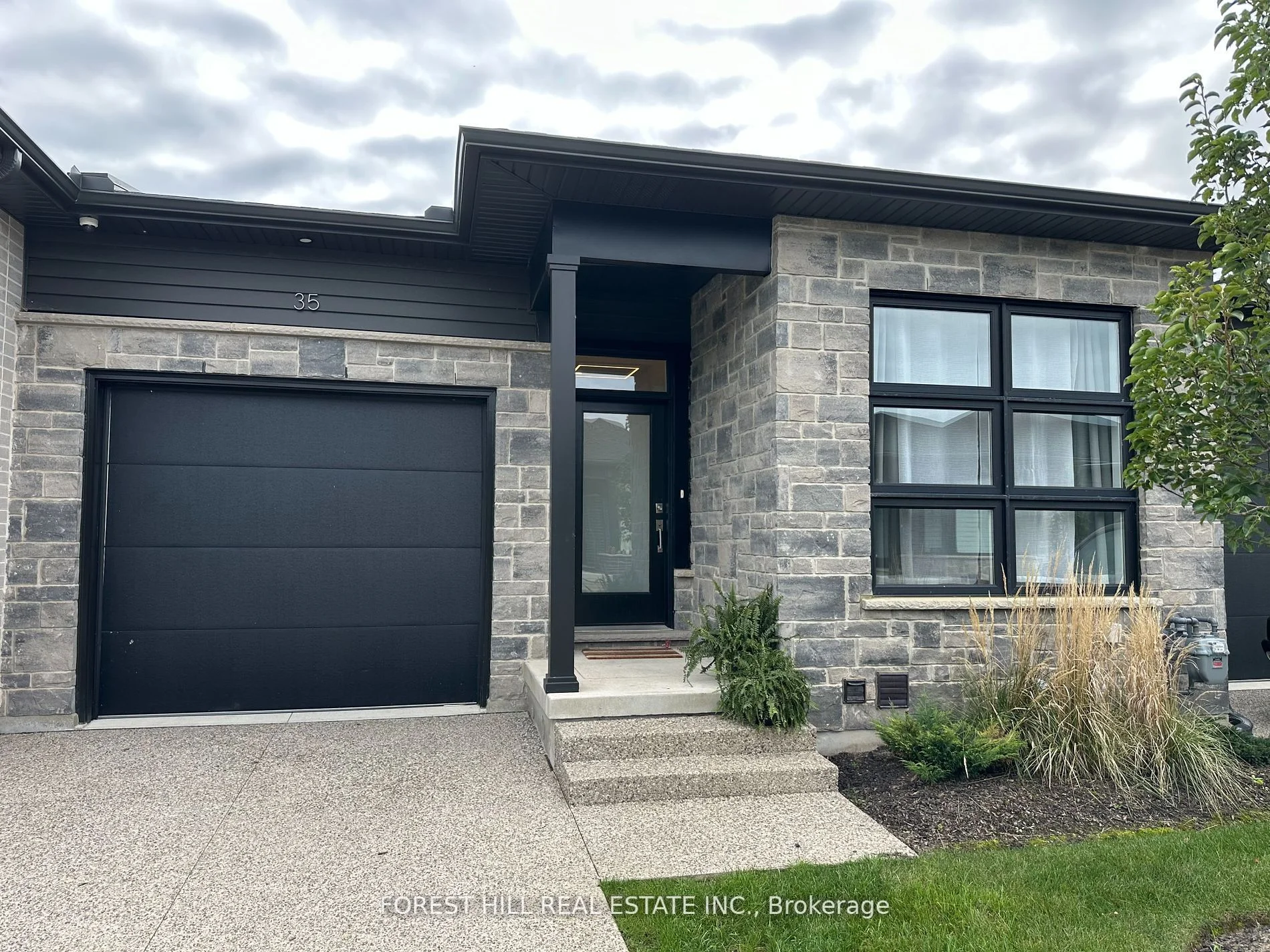 9150 Willoughby Drive 35, Niagara Falls, On L2g 7y4