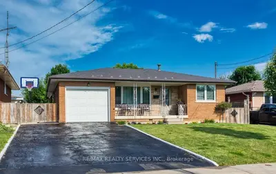 Detached in Hamilton