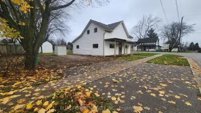 Detached in Southwest Middlesex