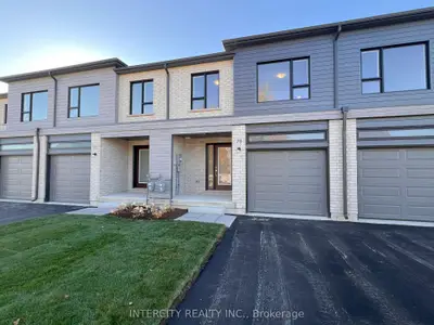 Att/Row/Townhouse in Cambridge