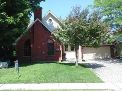 459 Queens Bush Road, Saugeen Shores, On N0h 2c0