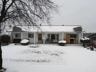 107 Schayer Street, Bonfield, On P0h 1e0