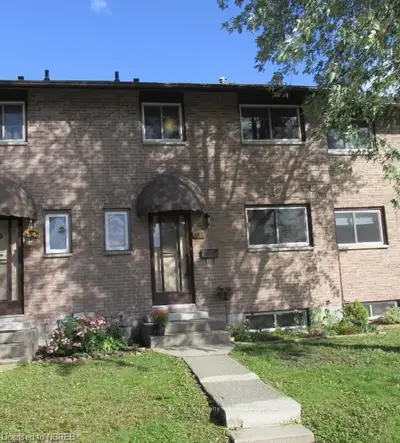 394 Wickstead Avenue, North Bay, On P1a 3l8