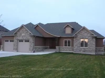 10 Snobelen Trail, Kincardine, On, N2z 0c6
