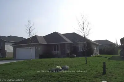 364 Westwood Drive, Brockton, On N0g 2v0