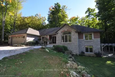 242168 Ledgerock Road, Georgian Bluffs, On N0h 2k0