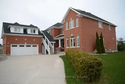 418 Biener Drive, Saugeen Shores, On N0h 2c2