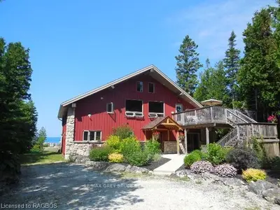 81 Fowlie Road, Northern Bruce Peninsula, On N0h 1w0