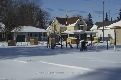 102 Prince Street 12, Brockton, On N0g 2v0