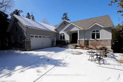86 Lakewood Country Lane, Northern Bruce Peninsula, On N0h 1w0
