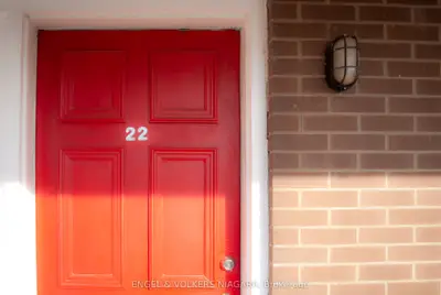 4181 Queen Street Unit 22, Niagara Falls, ON L2E 7K3