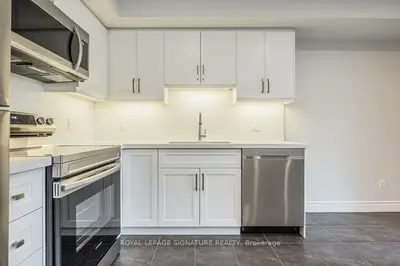 Condo Townhouse in Kitchener