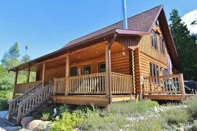 133 Bradley Drive, Northern Bruce Peninsula, On N0h 1z0