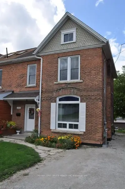 1448 3rd Avenue E, Owen Sound, On N4k 2l7