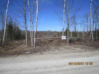 94 Rolling Hills Drive, South Bruce Peninsula, On N0h 2t0