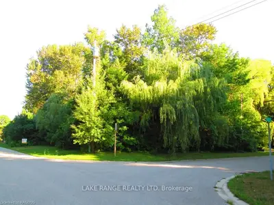 500 Paleo Place, Huron-kinloss, On N2z 2x3