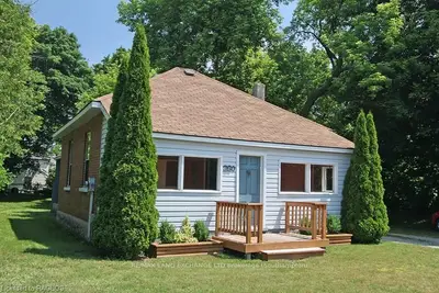 260 Clarendon Street, Saugeen Shores, On N0h 2l0