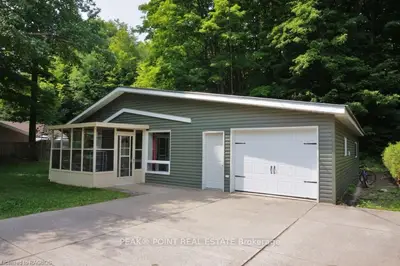 18 Lakeland Drive, South Bruce Peninsula, On N0h 2g0