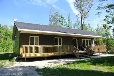 19 Hemlock Road, South Bruce Peninsula, On N0h 2t0