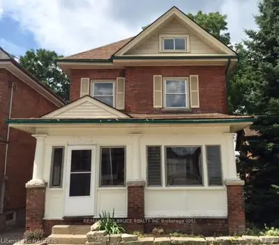 1322 3rd Avenue E, Owen Sound, On N4k 2l7