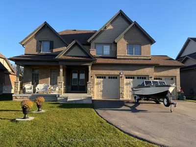 Detached in Prince Edward County