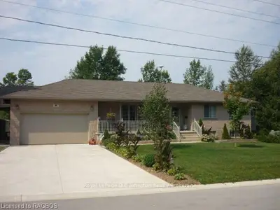 70 Chesley Street, Saugeen Shores, On N0h 2l0