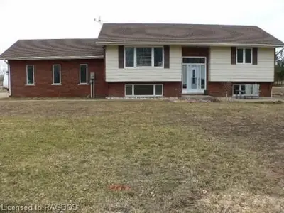 107 Gordon Owen Drive, Georgian Bluffs, On N0h 1s0