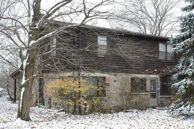 100 Queen Street, Grey Highlands, On N0h 1h0