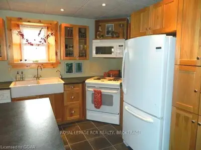 170 Hill St W, Centre Wellington, On, N1m 1g1