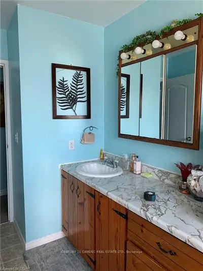 225 Carroll Street, Wellington North, On N0g 1a0