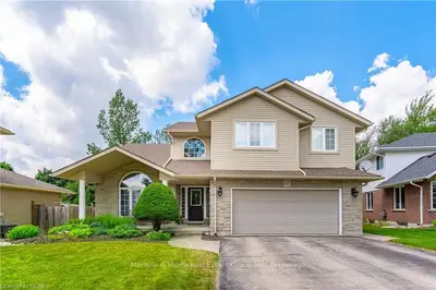 47 FLADD Court, Centre Wellington, ON N0B 1S0