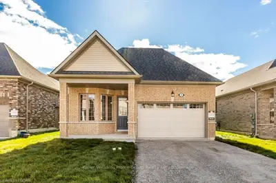 9 SEATON Crescent, Tillsonburg, ON N4G 0J7