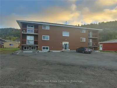 39 KINGSWAY Street 3, Schreiber, ON P0T 2S0