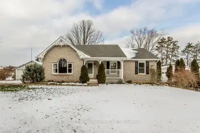 6668 Wellington Road 34 Road, Puslinch, ON N3C 2V4