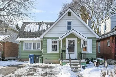 338 Exhibition Street, Guelph, On N1h 4s2
