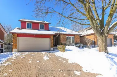 9 Woodland Glen Drive, Guelph, On N1g 3n2