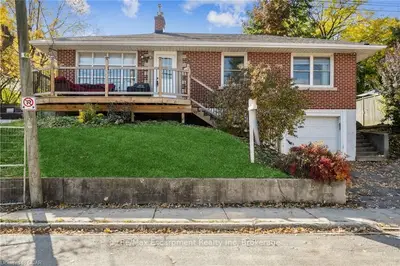 306 KATHLEEN Street, Guelph, ON N1H 4Y8