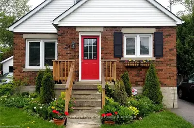 39 GLENMORRIS Street, Cambridge, ON N1S 2Y1