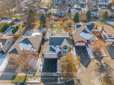 16 MILLWOOD Court, Guelph, ON N1K 1R5