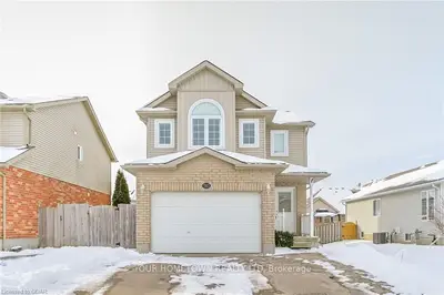 585 Mctavish Street, Centre Wellington, On N1m 3v5