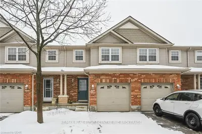 30 Imperial Road S 33, Guelph, On N1k 1y1